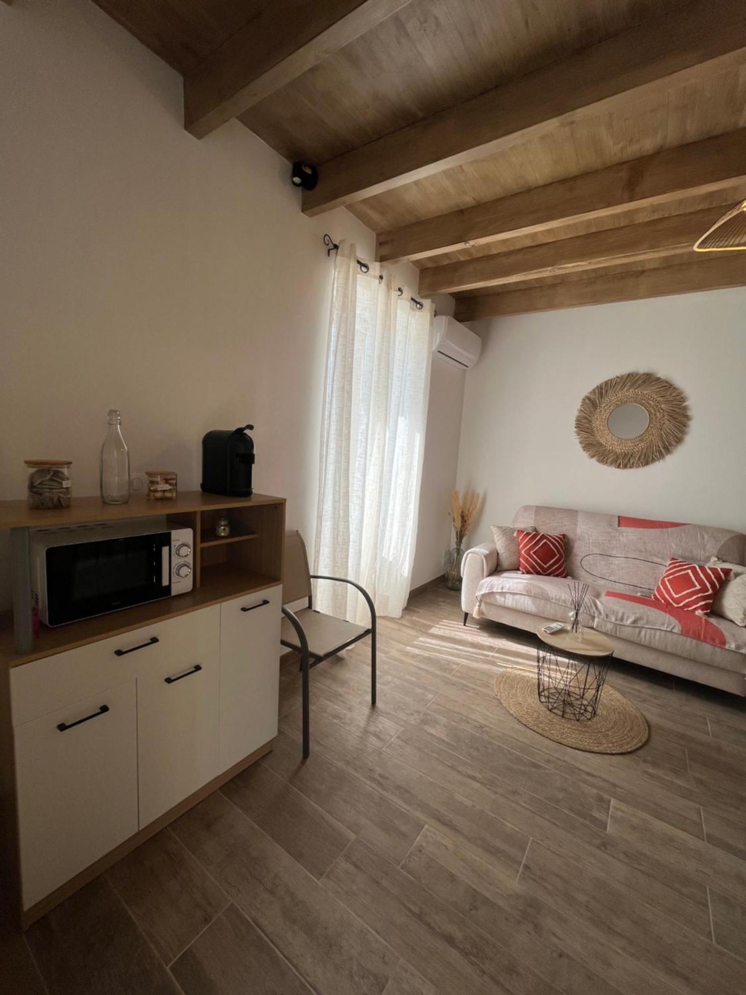 La Petite Ferme De La Croix Bed and Breakfast Saint-Avit-Sénieur Εξωτερικό φωτογραφία